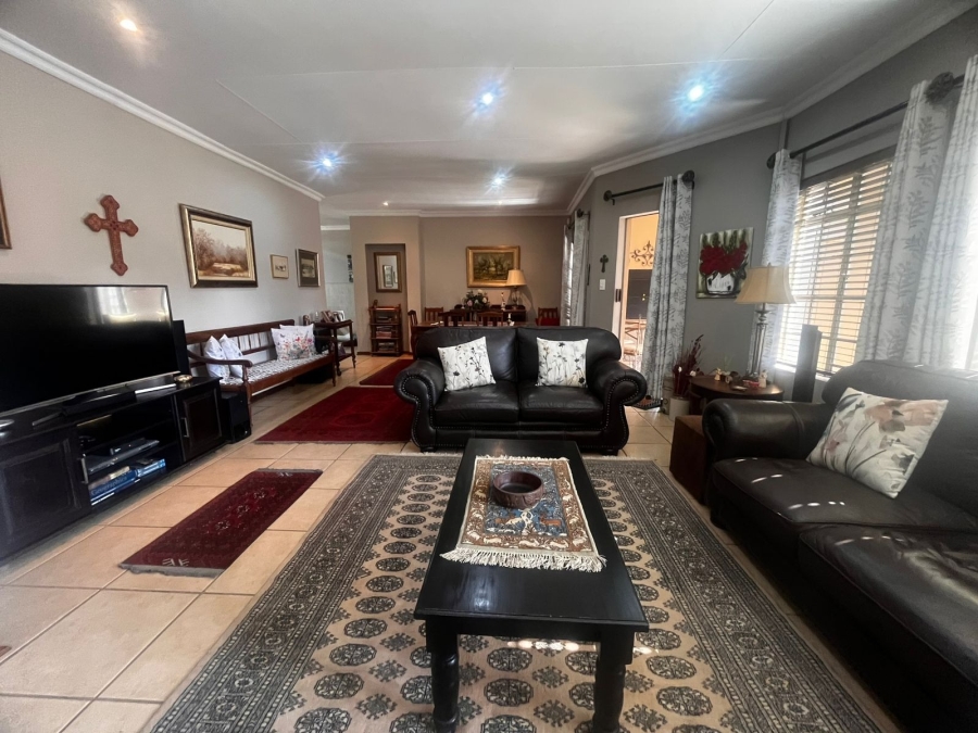 3 Bedroom Property for Sale in Die Bult North West
